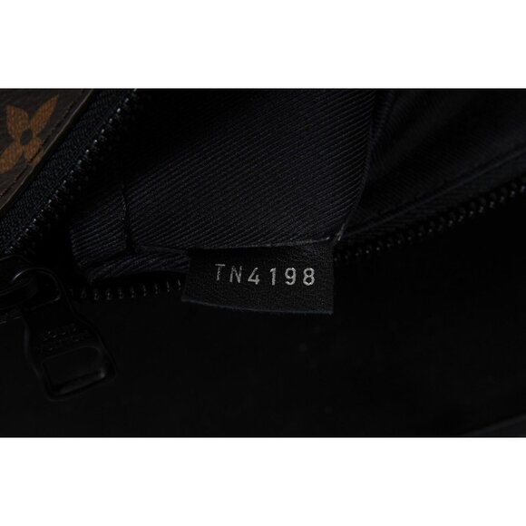 Louis Vuitton Virgil Solar Ray Pouch Orange Brown Canvas Monogram Travel Clutch - Picture 9 of 10